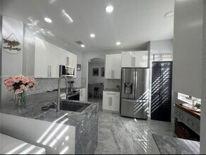 11523 SW 137th Passage in Miami, FL - Building Photo - Building Photo