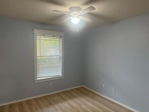 207 Mesa Dr in Leander, TX - Building Photo - Building Photo