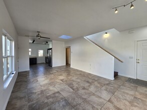 6453 Cerros Grandes Dr in Santa Fe, NM - Building Photo - Building Photo