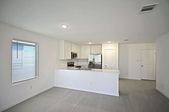 308 Pacific Waters in Seguin, TX - Building Photo - Building Photo