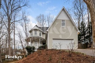 320 Due W St in Dallas, GA - Building Photo