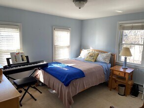 19 Railroad St, Unit A2 in Acton, MA - Building Photo - Building Photo