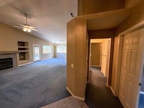 882 Valley Vista Dr in Carson City, NV - Building Photo - Building Photo