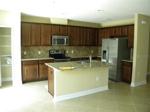 7810 Tuscany Woods Dr in Tampa, FL - Building Photo - Building Photo