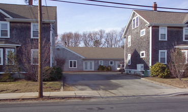 153 Winter St in Hyannis, MA - Building Photo - Building Photo