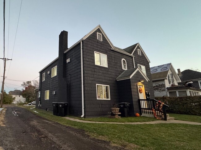 542 N Scott St in South Bend, IN - Building Photo - Building Photo