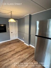 112-116 Glass St in Pembroke, NH - Building Photo - Building Photo