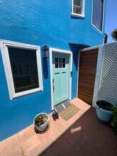 211 Genebern Way in San Francisco, CA - Building Photo - Building Photo