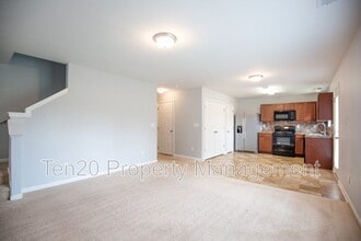 316 Irish Ln in Phenix City, AL - Building Photo - Building Photo