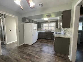 19680 E Brandywine Dr in Gobles, MI - Building Photo - Building Photo