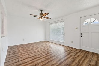 309 W Tish Dr in Avondale, LA - Building Photo - Building Photo
