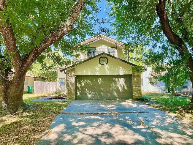 property at 16200 Parkway Dr