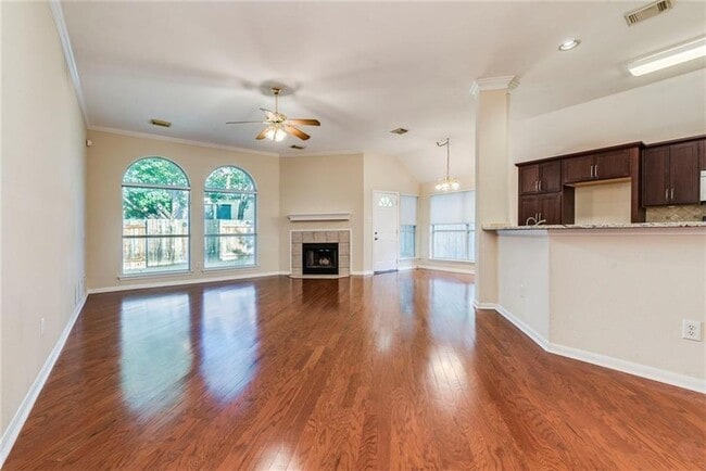 13506 Lamplight Village Ave