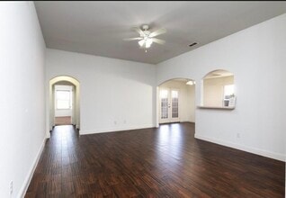 1123 Warrior Dr in Dallas, TX - Building Photo - Building Photo