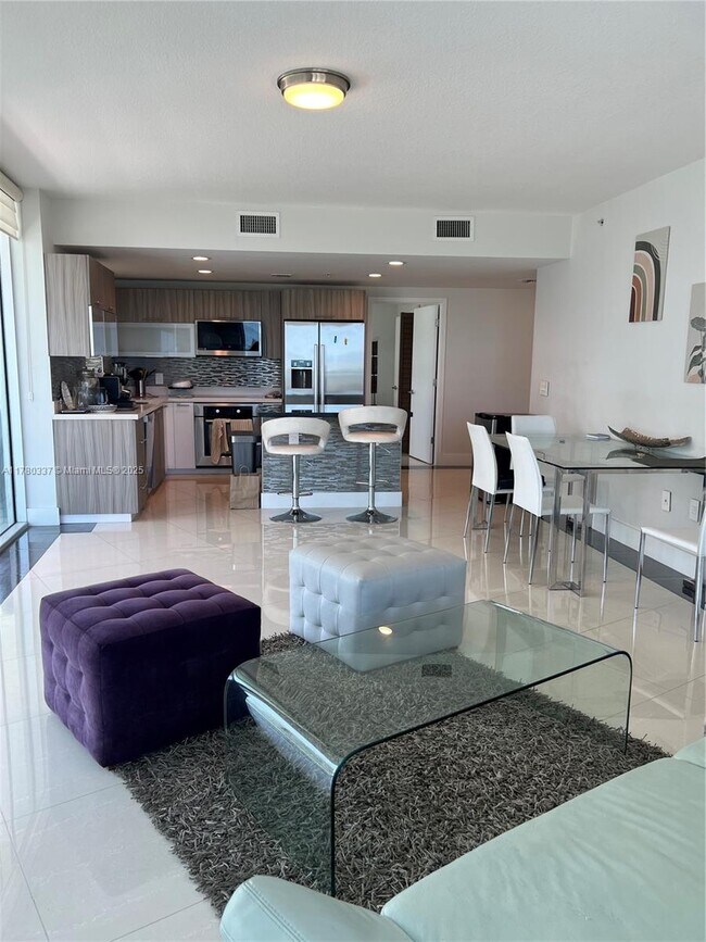 6700 Indian Creek Dr in Miami Beach, FL - Building Photo - Building Photo