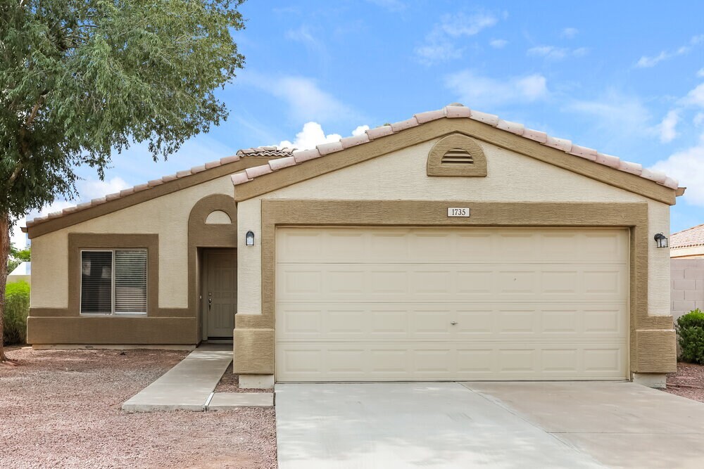 1735 E Cheyenne St in Gilbert, AZ - Building Photo