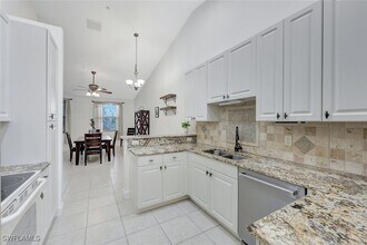 1355 Mariposa Cir in Naples, FL - Building Photo - Building Photo