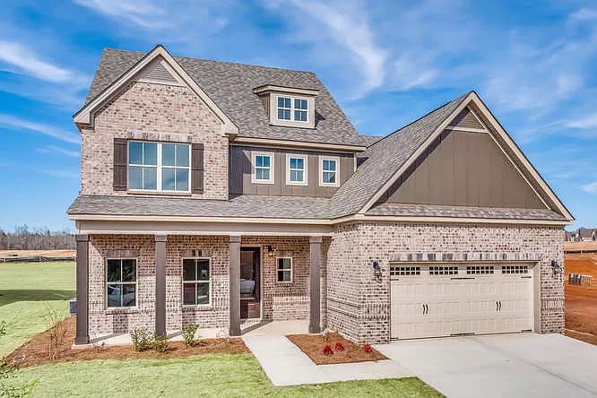 158 Boykin Lakes Loop in Pike Road, AL - Building Photo