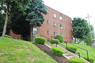 Grant-Lincoln-Bryant Apartamentos