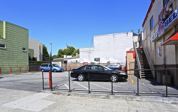 360 6th Ave in San Francisco, CA - Foto de edificio - Building Photo