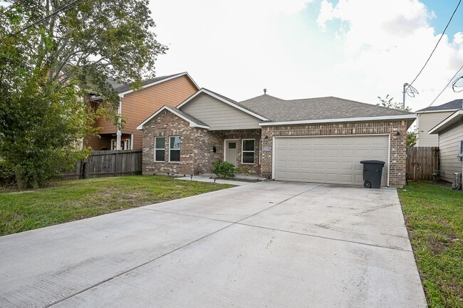 4632 Galesburg St in Houston, TX - Building Photo - Building Photo