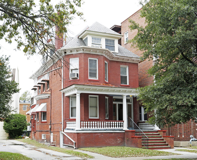 1215 Colonial Ave in Norfolk, VA - Building Photo - Primary Photo