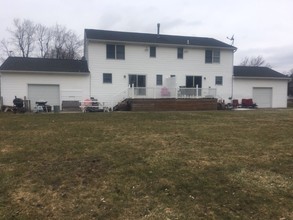 4565 Shimerville Rd in Clarence, NY - Building Photo - Other