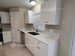 3931 Stonefield Dr in Orlando, FL - Building Photo - Building Photo