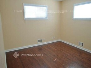 303 Leonard Ln in Northglenn, CO - Building Photo - Building Photo