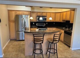 8421 Buffalo Ave, Unit 14 in Niagara Falls, NY - Building Photo