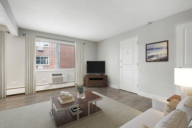1594 S Albion in Denver, CO - Foto de edificio - Building Photo