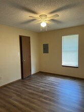 1422 N La Fontaine Ave in Springfield, MO - Building Photo - Building Photo