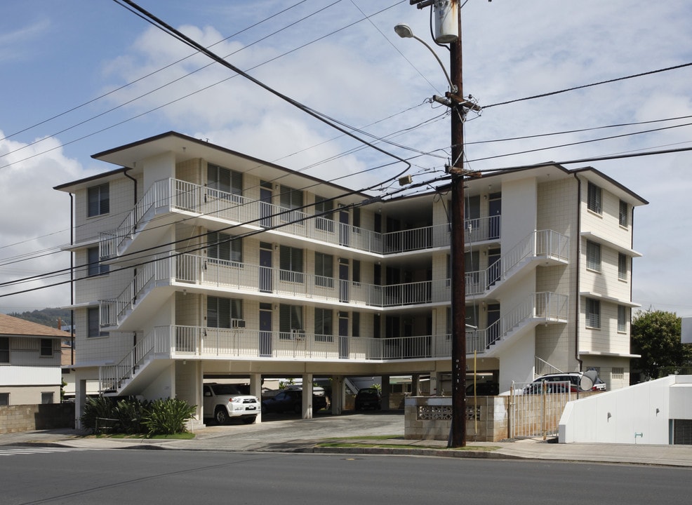 755 Isenberg St in Honolulu, HI - Building Photo