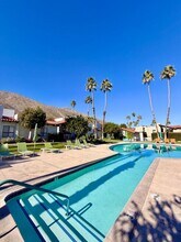 250 E San Jose Rd in Palm Springs, CA - Building Photo - Building Photo