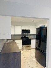 3409 SW 64th Ave in Miramar, FL - Building Photo - Building Photo