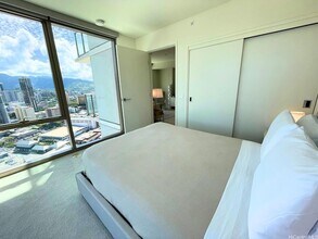 1388 Kapiolani Blvd in Honolulu, HI - Building Photo - Building Photo
