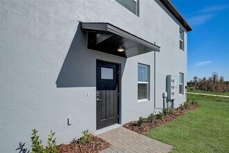 8796 Gallantree Pl in Land O Lakes, FL - Building Photo - Building Photo
