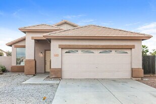 6651 W Townley Ave in Glendale, AZ - Building Photo