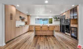 20 Voyage St in Los Angeles, CA - Building Photo