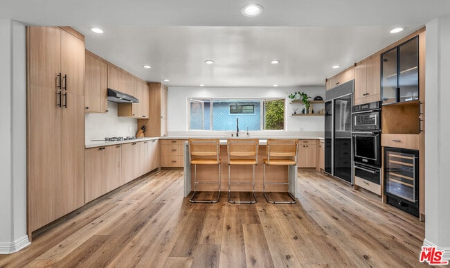 property at 20 Voyage St