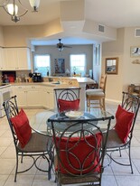 10102 L Pavia Blvd, Unit 10102 L'Pavia Blvd. in Venice, FL - Building Photo