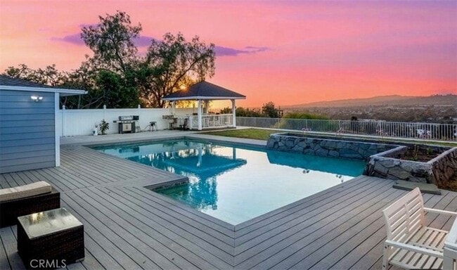 761 W Country Hills Dr in La Habra, CA - Building Photo - Building Photo