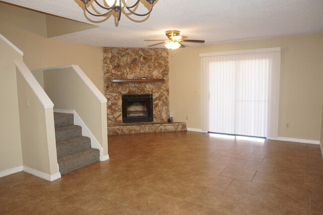 2109 Dunes Way Dr W in Jacksonville, FL - Building Photo - Building Photo