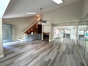 6 Wolly Bucket Pl in Spring, TX - Building Photo - Building Photo