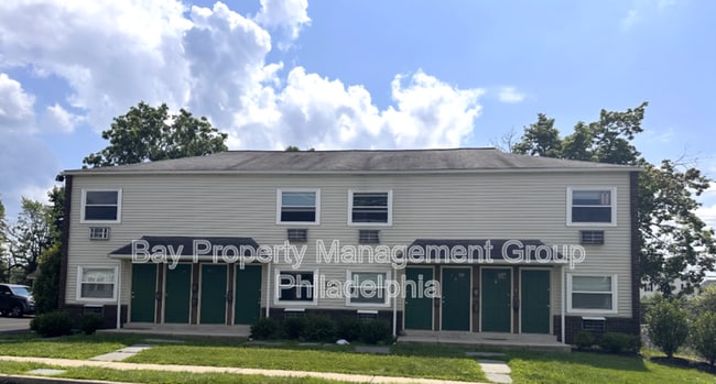 100 E Mount Vernon St