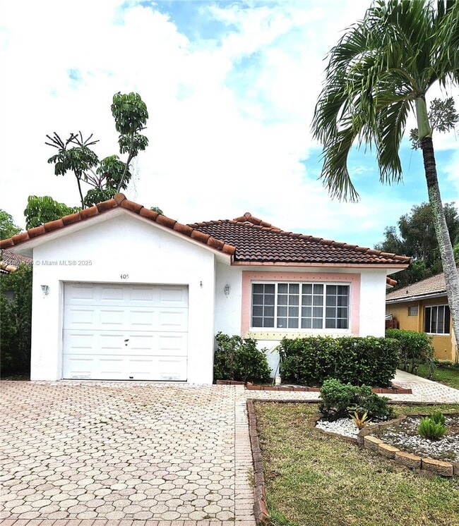 property at 405 Kelly Ln