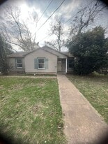 3704 N 25th St in Waco, TX - Building Photo
