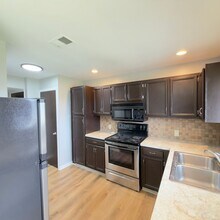 2612 Ardmore St SE in Grand Rapids, MI - Building Photo - Building Photo