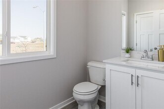 1707 Ashwood Ave in Norwalk, IA - Building Photo - Building Photo