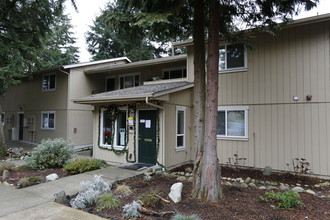 The Ashton in Lacey, WA - Building Photo - Building Photo